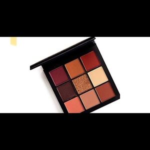 Huda beauty warm brown obsessions